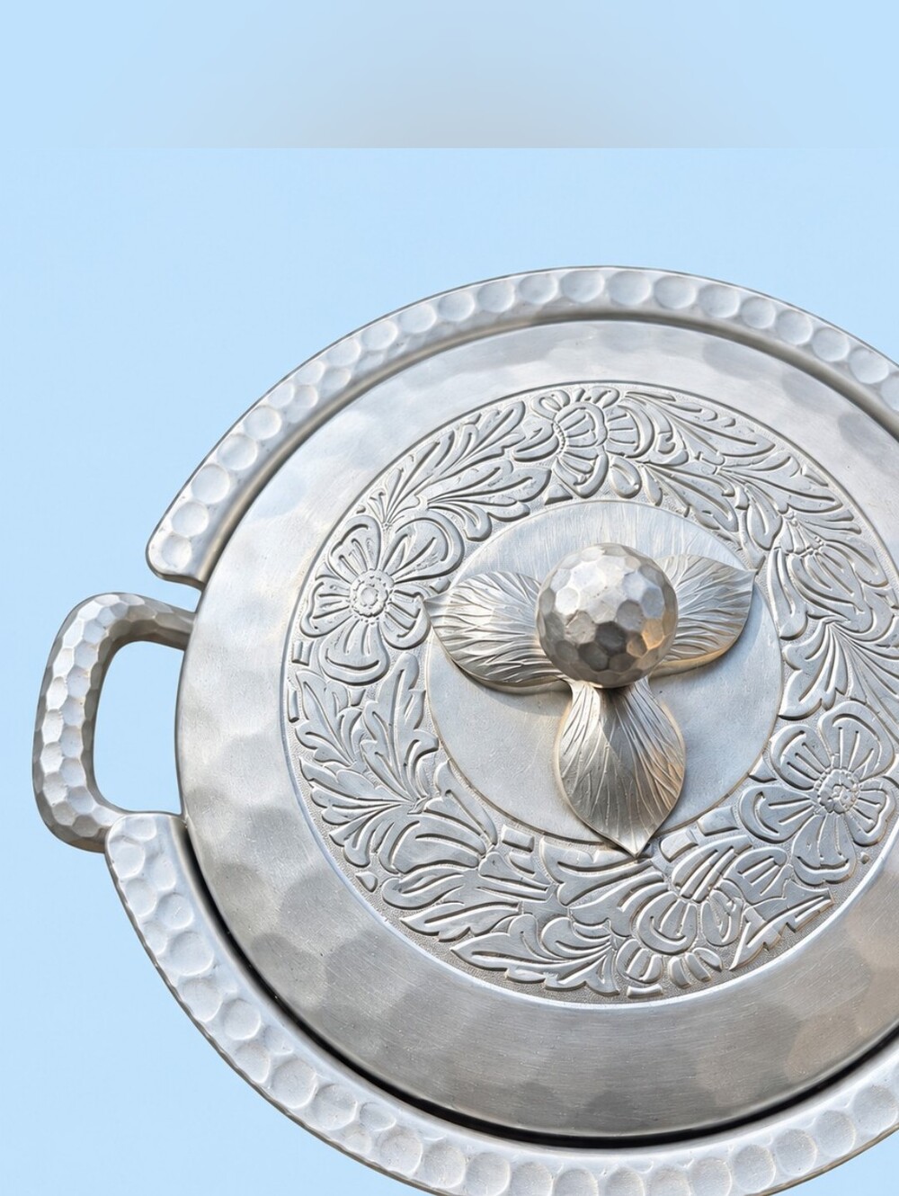 Vintage Everlast Metal Hand Forged Aluminum Covered Casserole Serving Dish